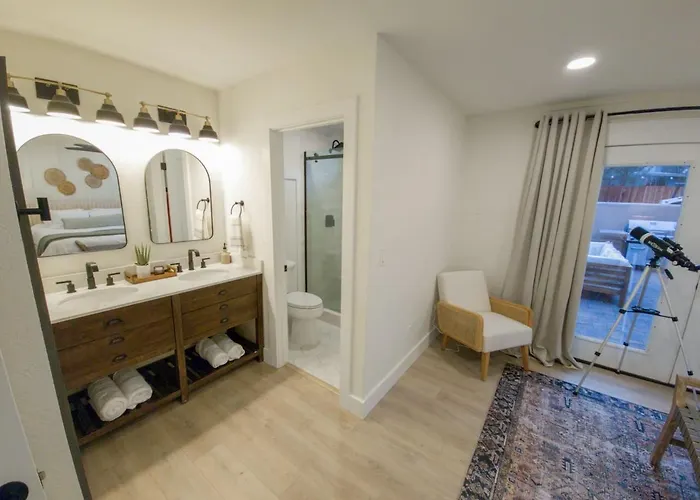 Holiday home Oasis Luxe With Views Hot Tub And Sedona